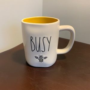 RAE DUNN Busy Bee mug